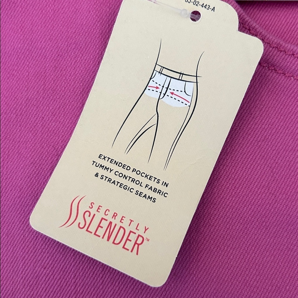 St. John’s Bay NWT Bubble Gum Pink Mid-Rise Plus size Capris 28W - Picture 7 of 9
